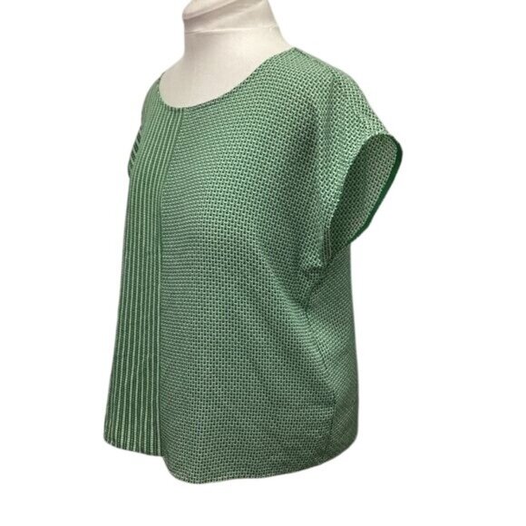 Vince Camuto Women’s Linear Mix Pullover Blouse, Green, size L - Picture 4 of 8